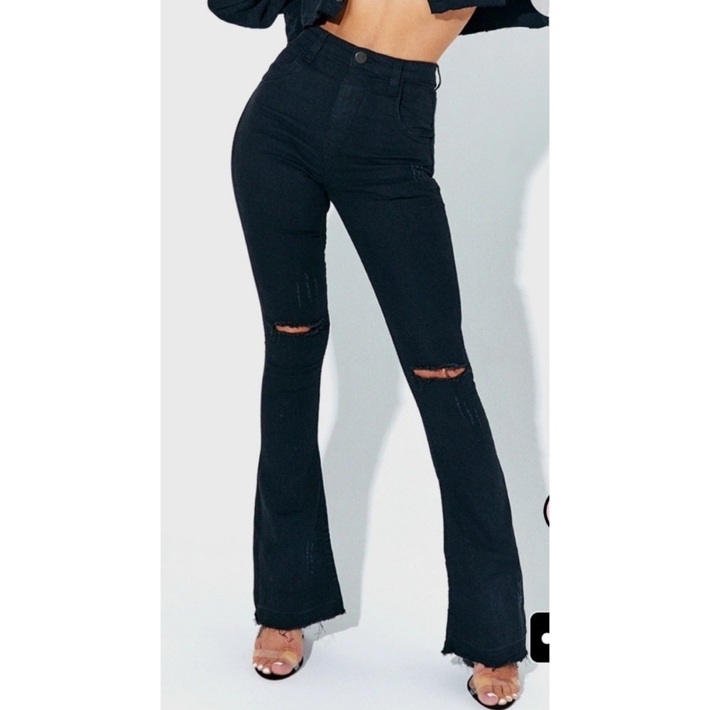 High Rise Black Distressed Jeans Y2K Flare NWT